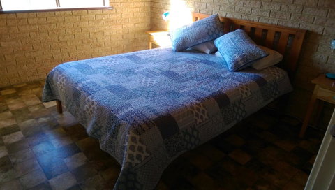 Kestrel Chalets - Accommodation Fremantle 7