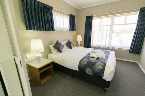 Esplanade Hotel Busselton - Accommodation Fremantle 1