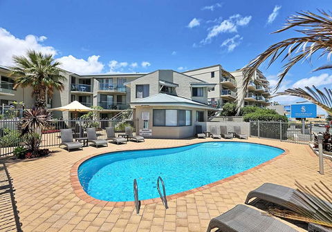 Scarborough Beach Front Resort - Shell Seven - Accommodation Fremantle 0