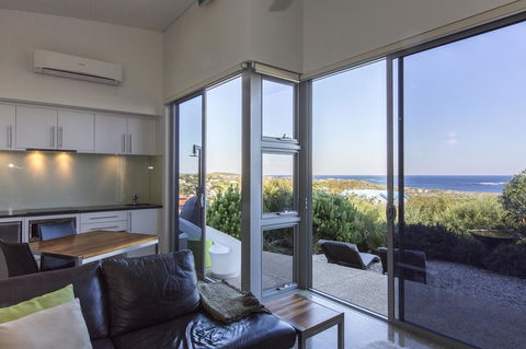 Aquatic Visions - Accommodation Fremantle 13