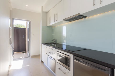 Aquatic Visions - Accommodation Fremantle 20