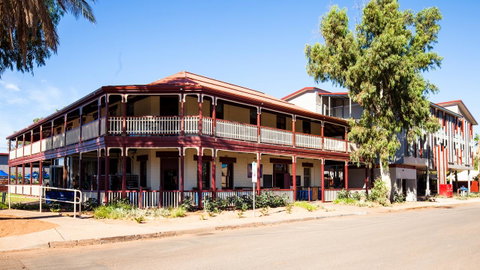 Beadon Bay Hotel - Accommodation Fremantle 0