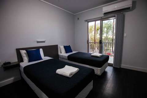 Beadon Bay Hotel - Accommodation Fremantle 6