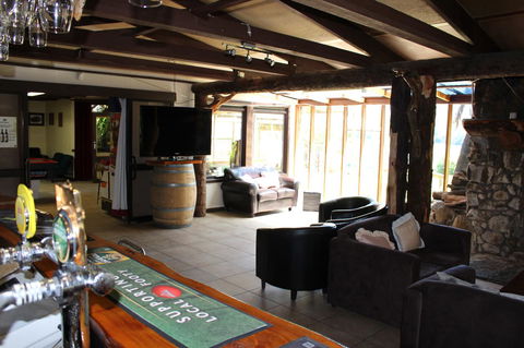 Tullah Lakeside Lodge - Accommodation Fremantle 22