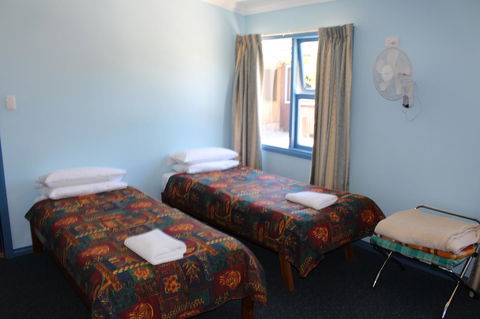 Tullah Lakeside Lodge - Accommodation Fremantle 7