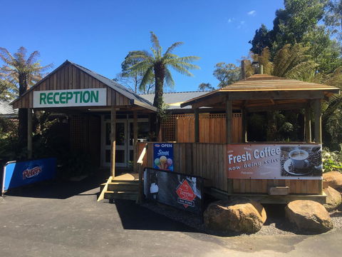 Tullah Lakeside Lodge - Accommodation Fremantle 0