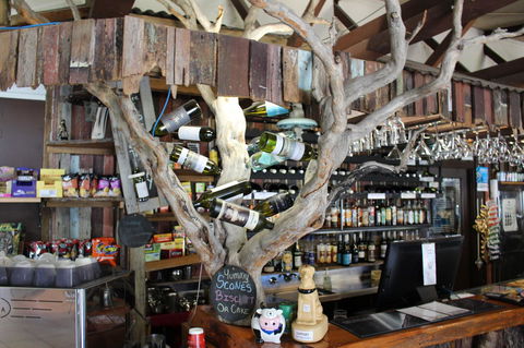 Tullah Lakeside Lodge - Accommodation Fremantle 29