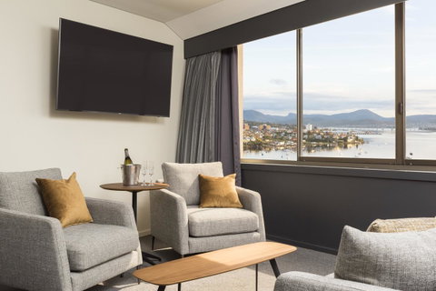 Wrest Point - Accommodation Fremantle 5