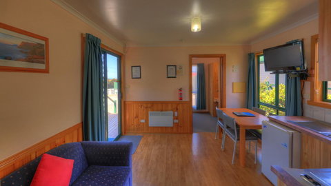 Bicheno Cabin Park - Accommodation Fremantle 5