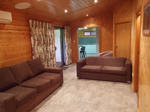 Bicheno Cabin Park - Accommodation Fremantle 11