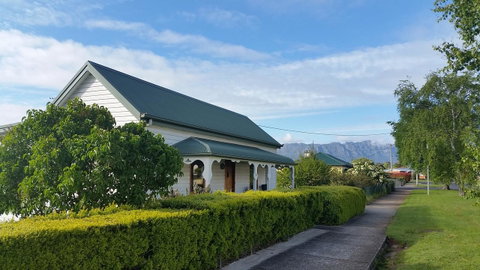 Grace Cottage - Accommodation Fremantle 0