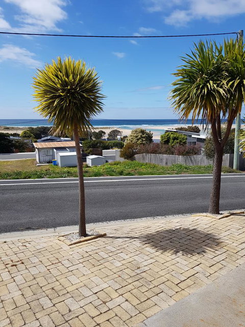 Blue Seas Holiday Villas - Accommodation Fremantle 7