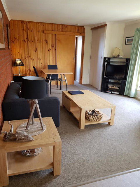 Blue Seas Holiday Villas - Accommodation Fremantle 41