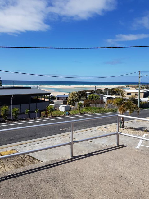 Blue Seas Holiday Villas - Accommodation Fremantle 33