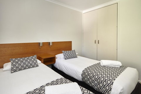 Elphin Serviced Apartments - Accommodation Fremantle 24
