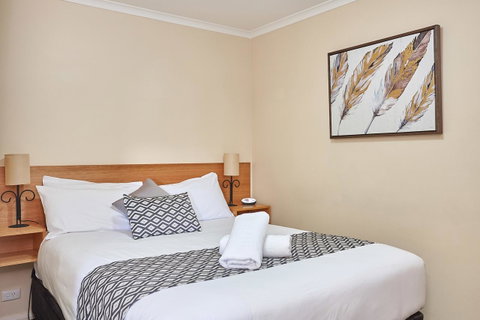 Elphin Serviced Apartments - Accommodation Fremantle 4