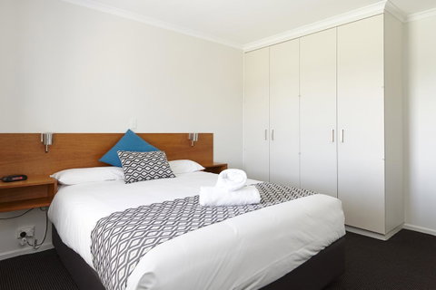 Elphin Serviced Apartments - Accommodation Fremantle 25