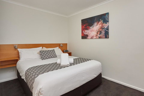Elphin Serviced Apartments - Accommodation Fremantle 2