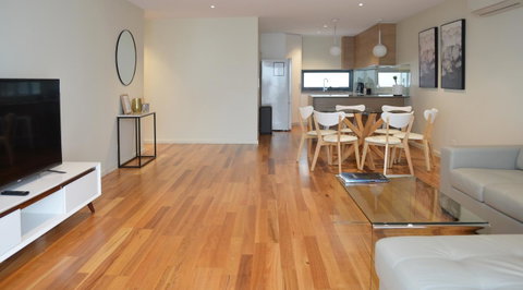 Kangaroo Bay Apartments - Accommodation Fremantle 10