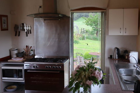 Cherry Top Farmstay - Boutique Eco Village - Accommodation Fremantle 18