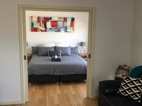 Bellerive Marina View Apartments NO 27 - Accommodation Fremantle 12