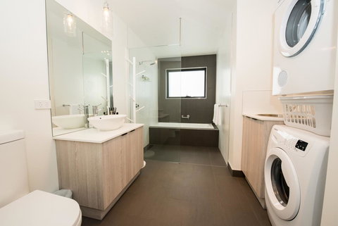 Beach House XIV - Accommodation Fremantle 12