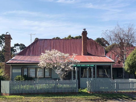 Kerrellie Cottages 2, 4 & 8 Reid Street - Accommodation Fremantle 0