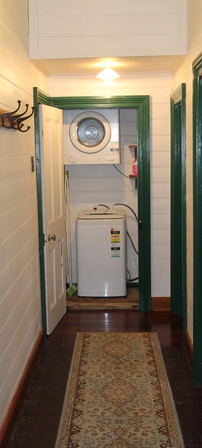 Kerrellie Cottages 2, 4 & 8 Reid Street - Accommodation Fremantle 10