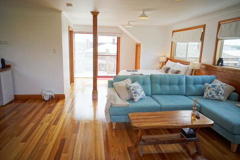 @ The Beach & Not Quite @ The Beach Holiday Cottages - Stanley - Accommodation Fremantle 5