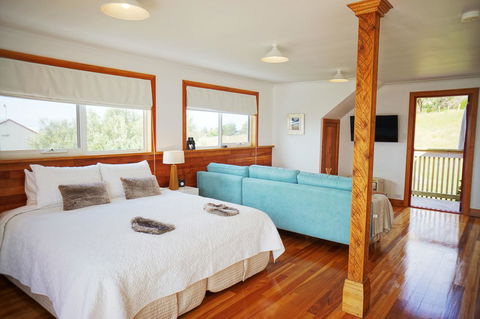 @ The Beach & Not Quite @ The Beach Holiday Cottages - Stanley - Accommodation Fremantle 6