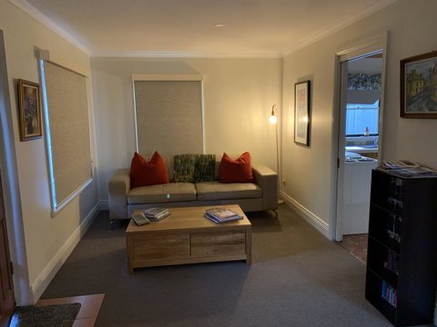 City Townhouse Walking Distance To City - Accommodation Fremantle 2