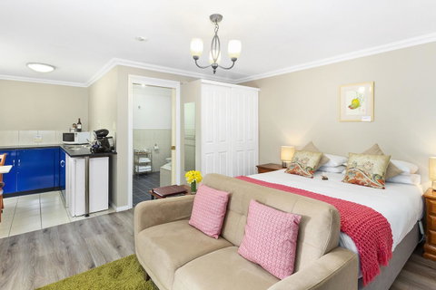 Oyster Cove Chalet - Accommodation Fremantle 8