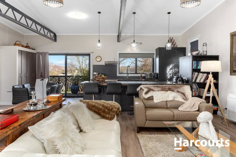 The WeareHouse In Deloraine - Accommodation Fremantle 2