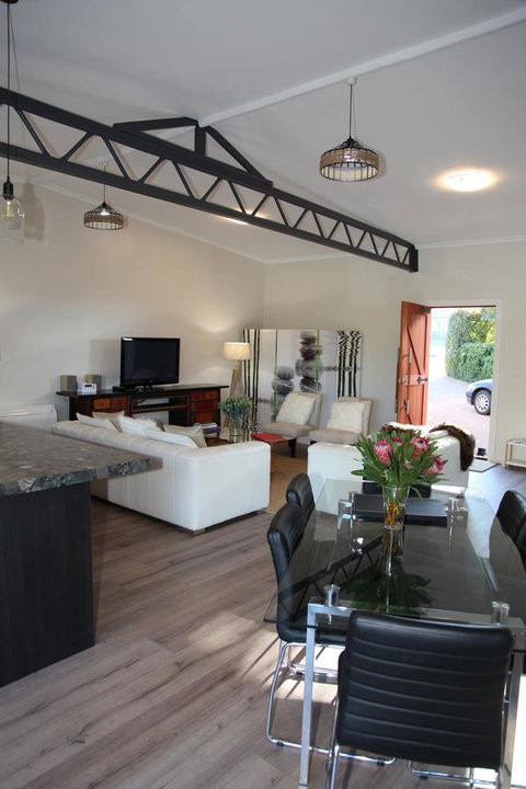 The WeareHouse In Deloraine - Accommodation Fremantle 29