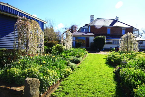 The WeareHouse In Deloraine - Accommodation Fremantle 37