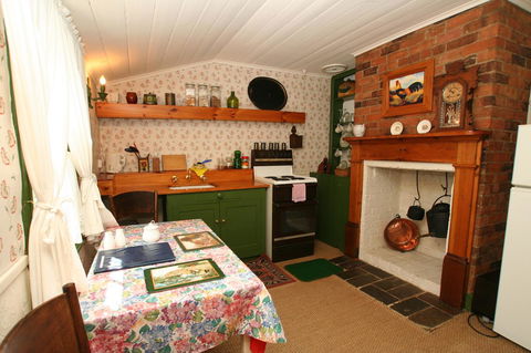 Alice\'s Cottages - Accommodation Fremantle 16