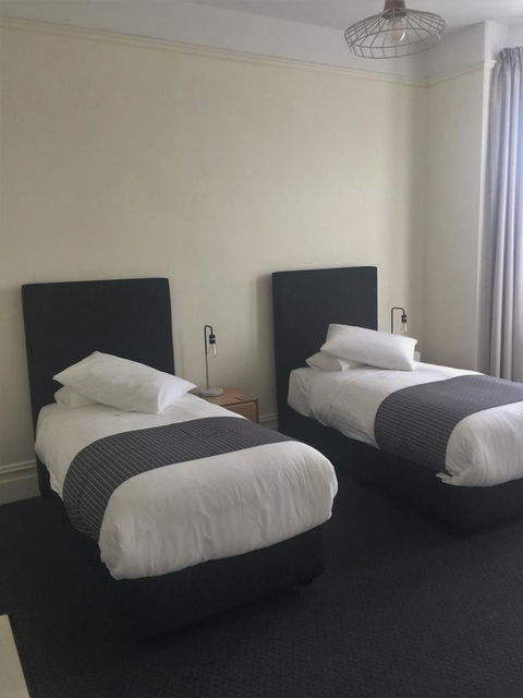 Grosvenor Court Apartments - Accommodation Fremantle 23