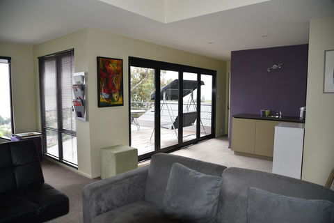 Studioat10 - Accommodation Fremantle 18