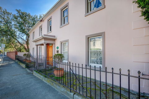 Maison Del Mar - Accommodation Fremantle 0