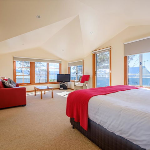 Cod Rock Point - Accommodation Fremantle 11