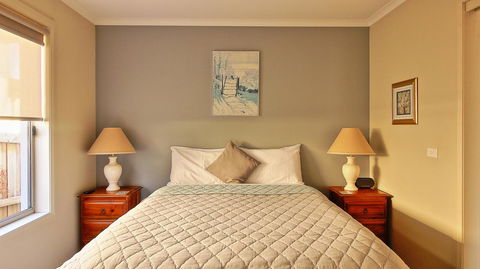 Hobart Villa - Accommodation Fremantle 7