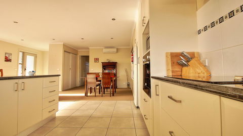 Hobart Villa - Accommodation Fremantle 5