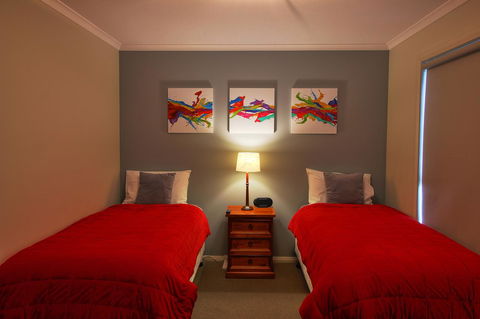 Hobart Villa - Accommodation Fremantle 8