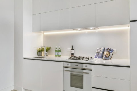 New One-Bedroom With Sweeping Views - Accommodation Fremantle 1