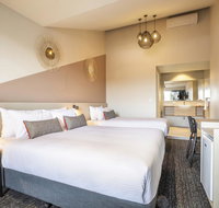 Nightcap at Manhattan Hotel - Accommodation Fremantle