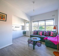 North Bondi Living - 200 metres walk to the beach - Accommodation Fremantle