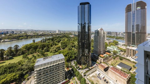 Oaks Brisbane On Margaret Suites - Accommodation Fremantle 2