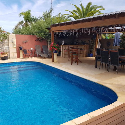 Ocean Reef Homestay - Accommodation Fremantle 3