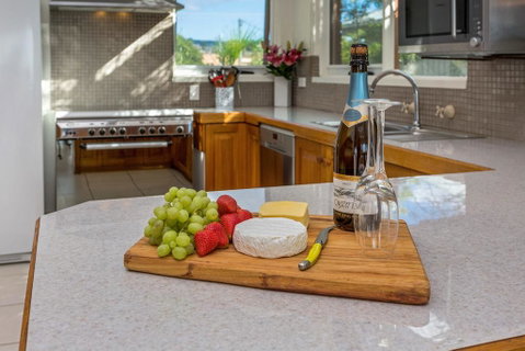 Ocean's 30 - Ultimate Beach Frontage - Accommodation Fremantle 3