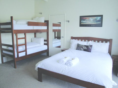 Off Mountain Accommodation - Accommodation Fremantle 3